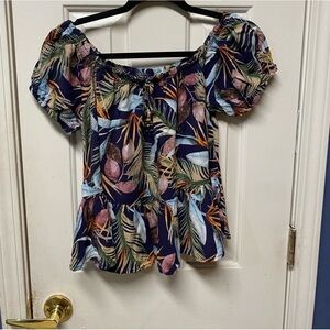 Miss Selfie Cropped Top Floral Hawaii cap sleeves off shoulder Juniors blouse  L